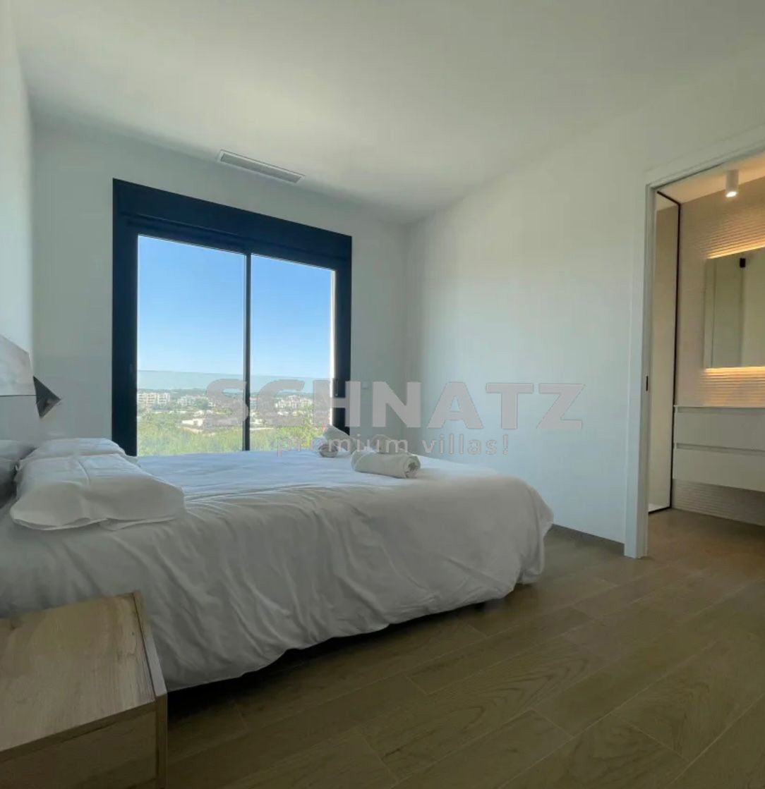 Apartamento de lujo en venta en Las Colinas Golf, Orihuela Costa