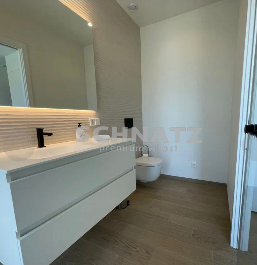 Apartamento de lujo en venta en Las Colinas Golf, Orihuela Costa