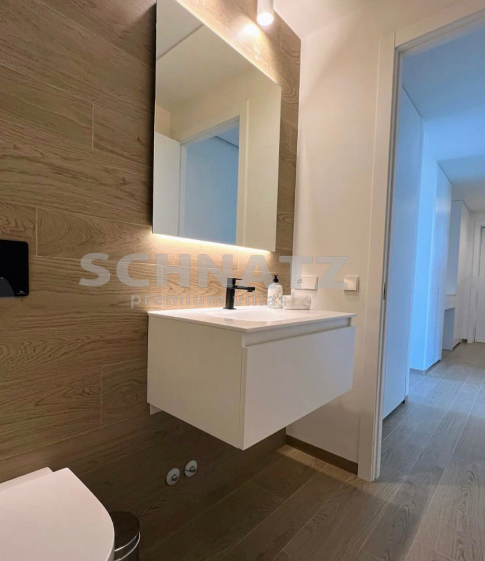Apartamento de lujo en venta en Las Colinas Golf, Orihuela Costa