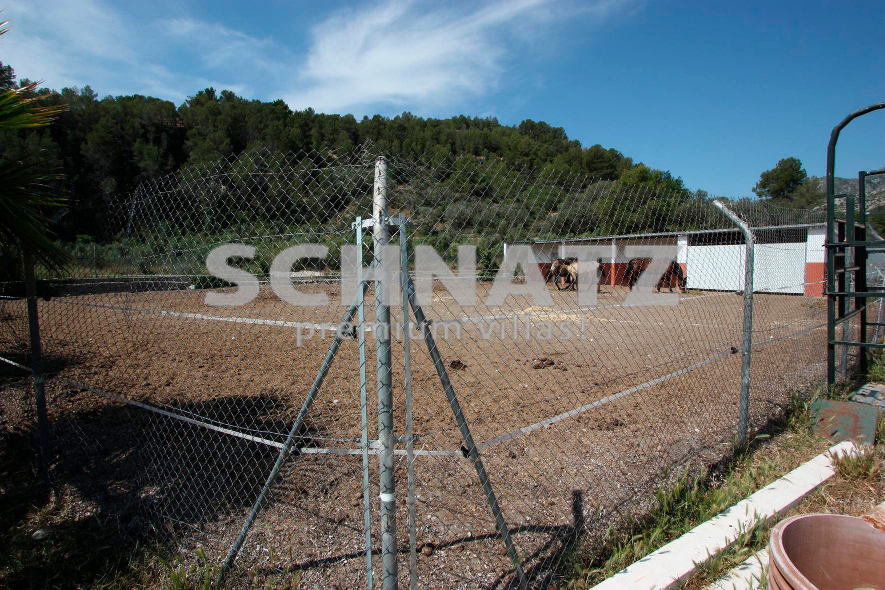 Casa de campo en venta para la cría de caballos en Orba