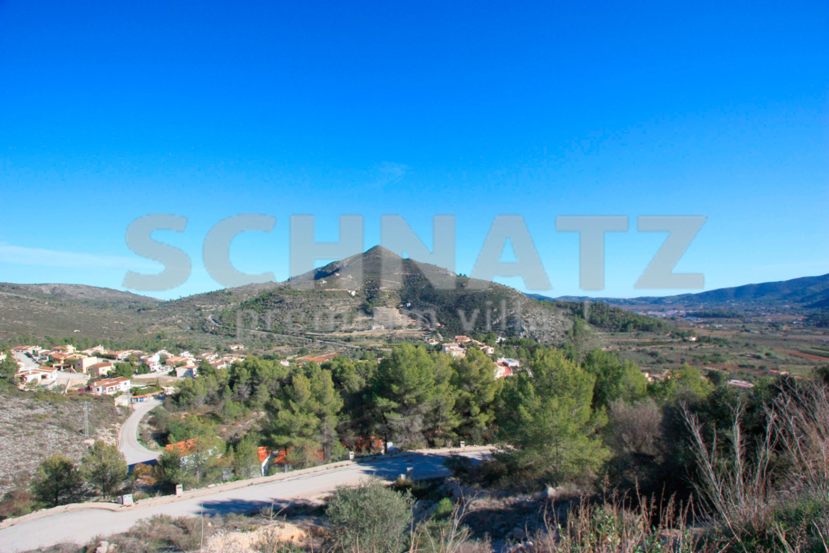 Proyecto de villa moderna y minimalista en venta en el valle de Jalón