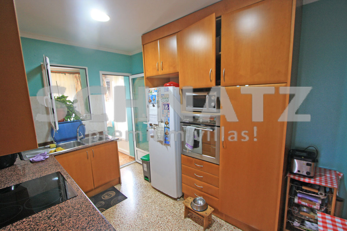 Villa con vistas al mar en venta en Dénia