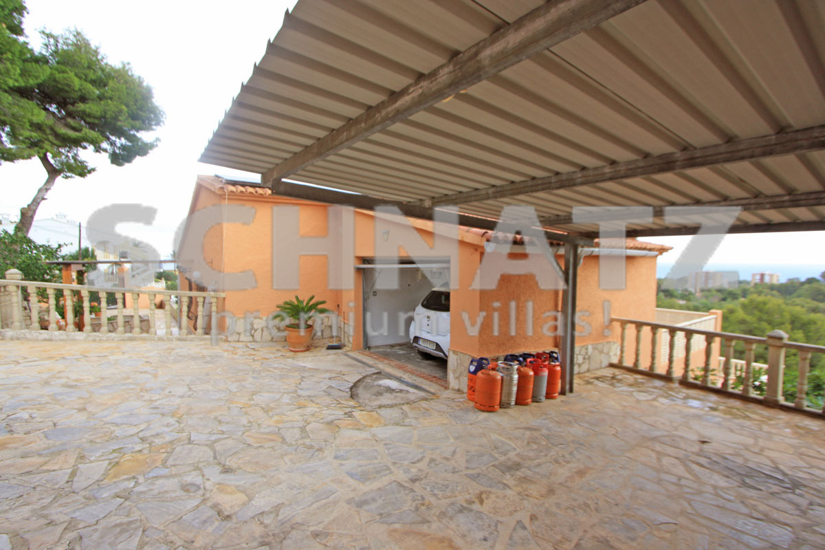 Villa con vistas al mar en venta en Dénia