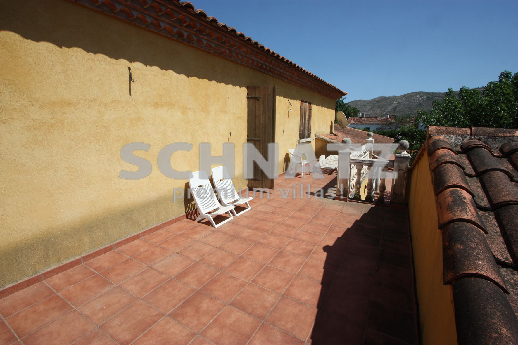 Villa/ Finca con piscina en venta en Pedreguer