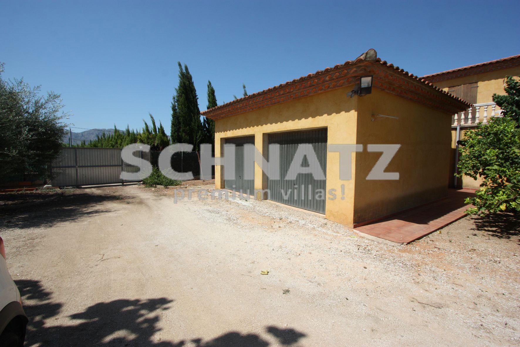 Villa/ Finca con piscina en venta en Pedreguer