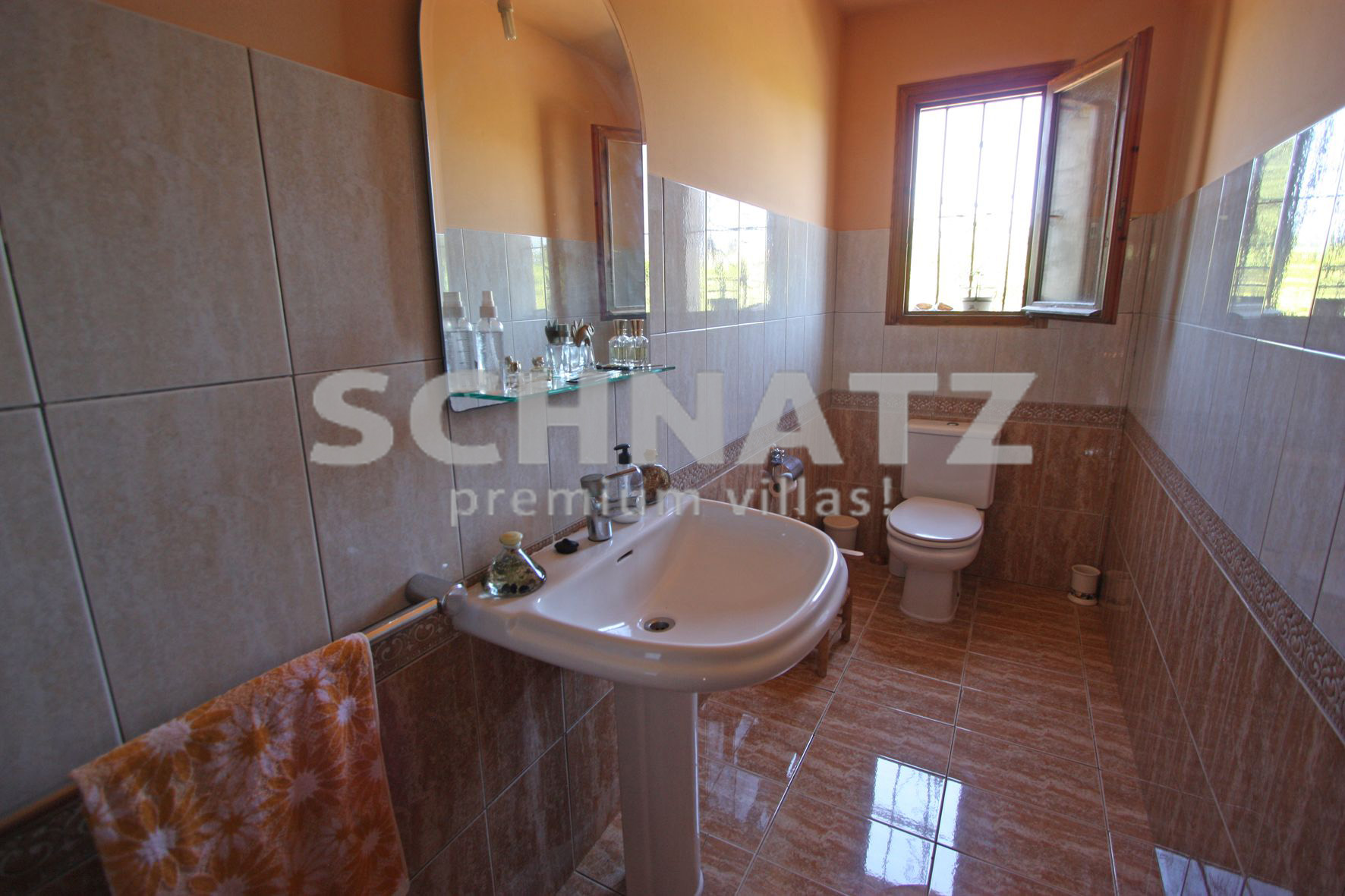 Villa/ Finca con piscina en venta en Pedreguer