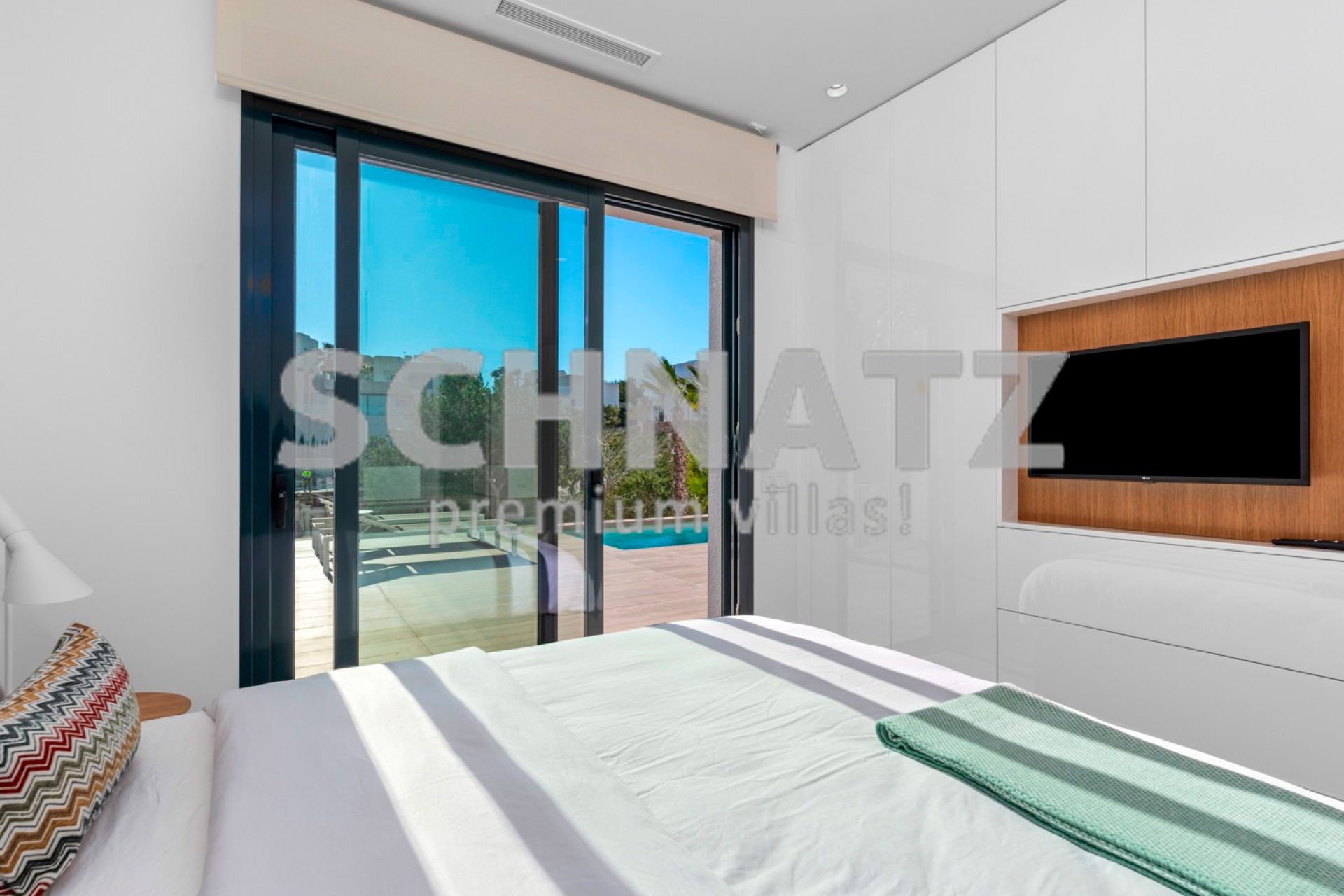 Exclusiva villa en venta en Las Colinas Golf, Dehesa de Campoamor