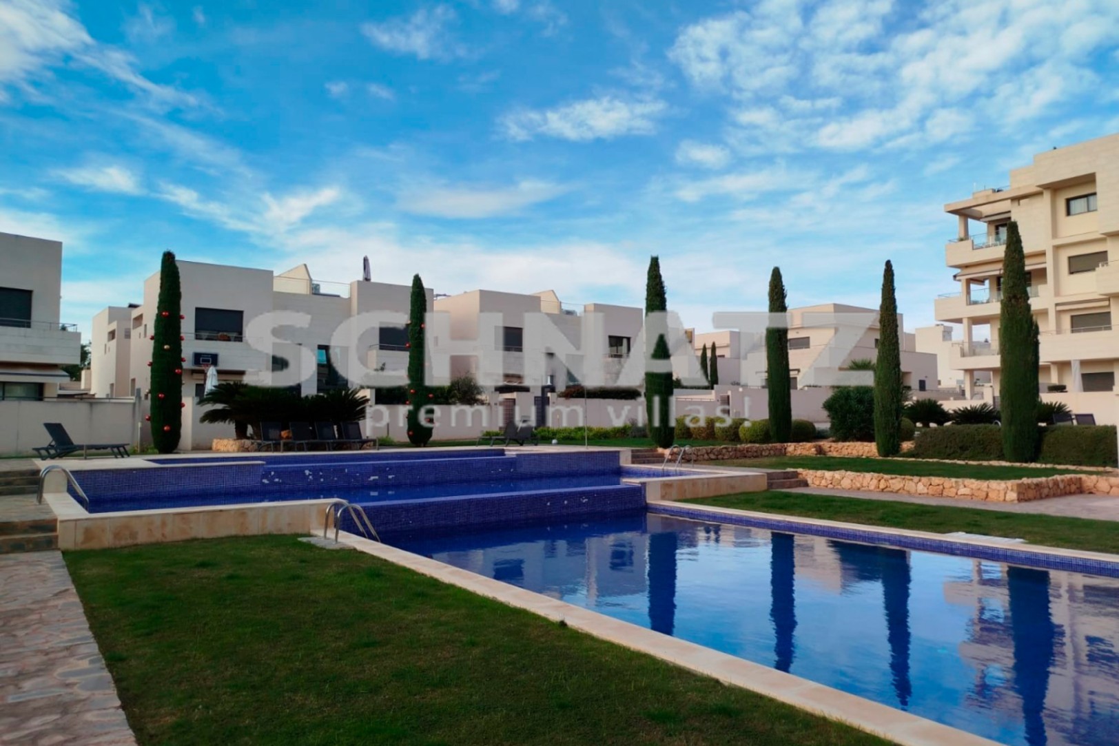 Casa adosada en venta en Los Dolses, Orihuela Costa
