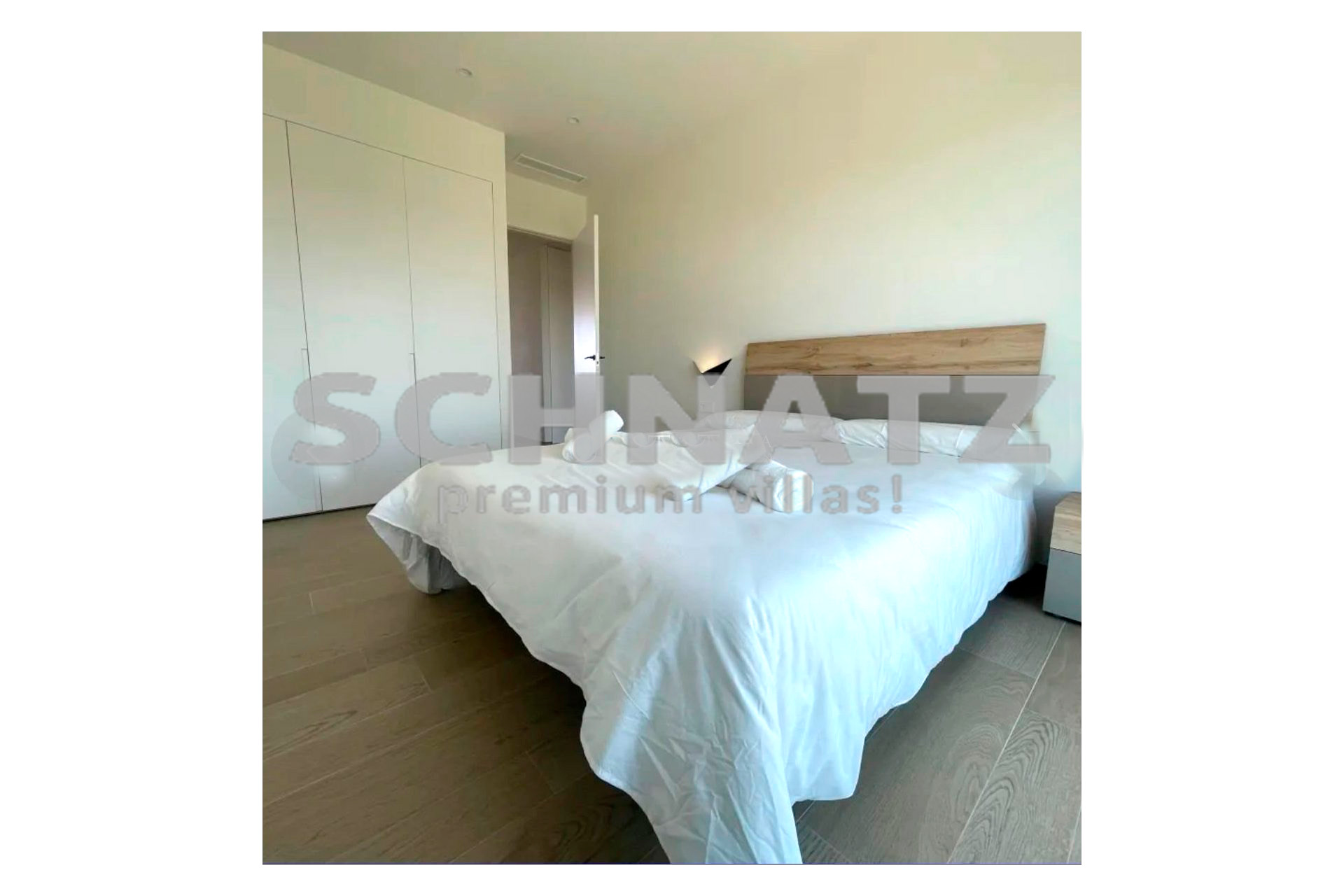 Apartamento de lujo en venta en Las Colinas Golf, Orihuela