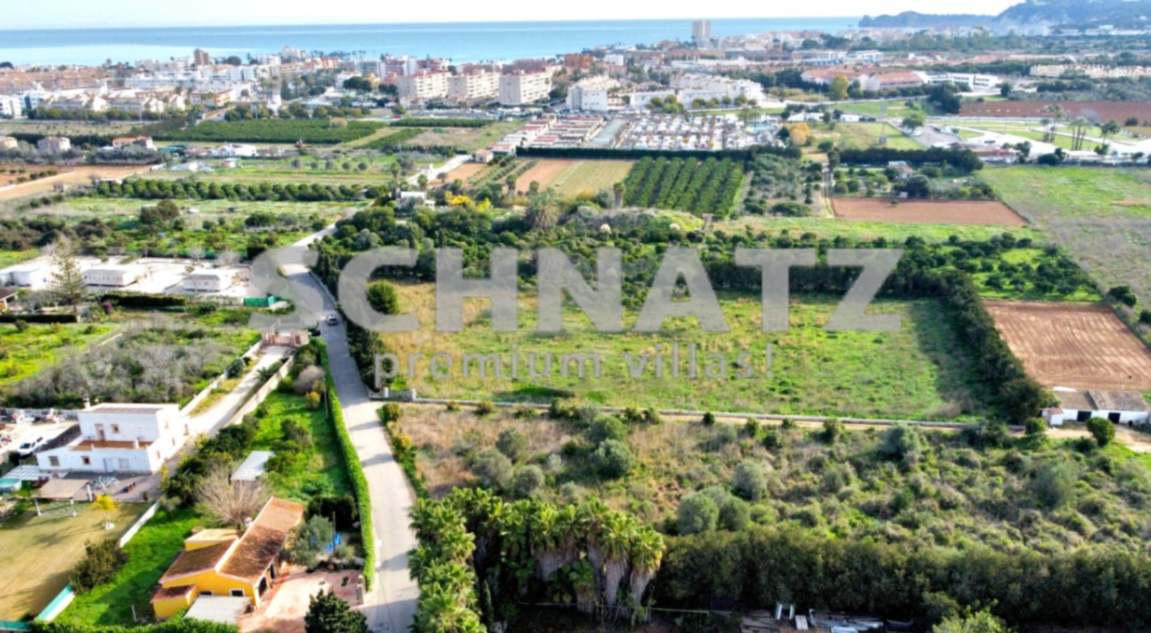 Villa rústica reformada en venta cerca de la playa del Arenal, en Jávea