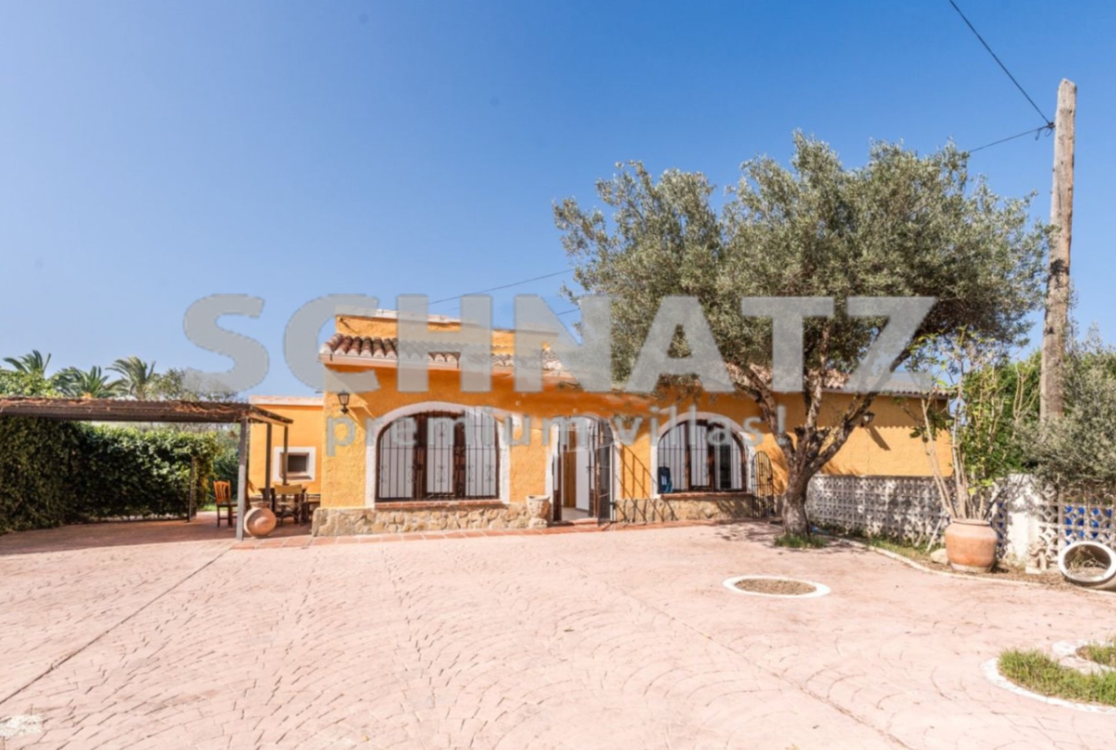 Villa rústica reformada en venta cerca de la playa del Arenal, en Jávea