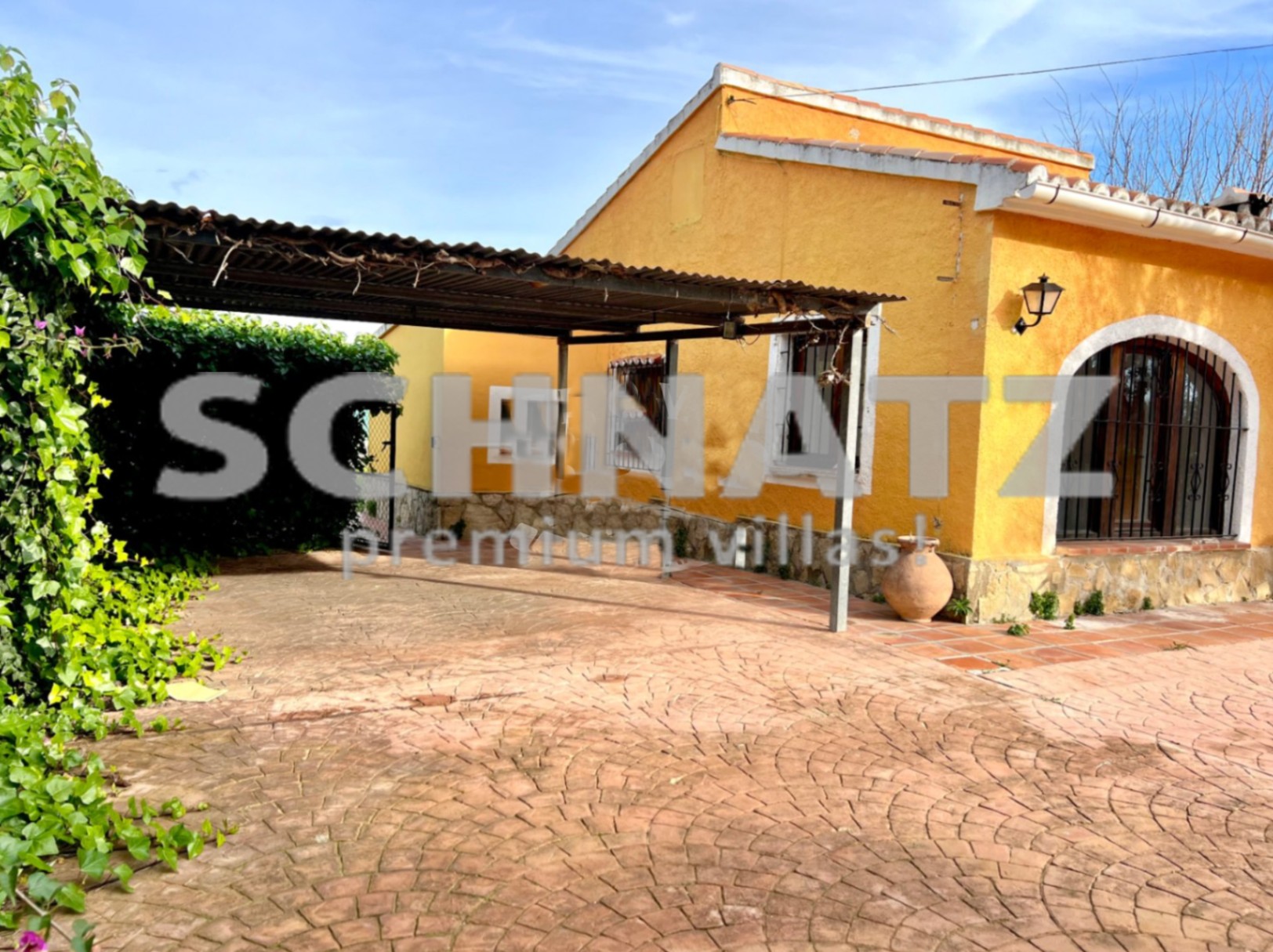 Villa rústica reformada en venta cerca de la playa del Arenal, en Jávea