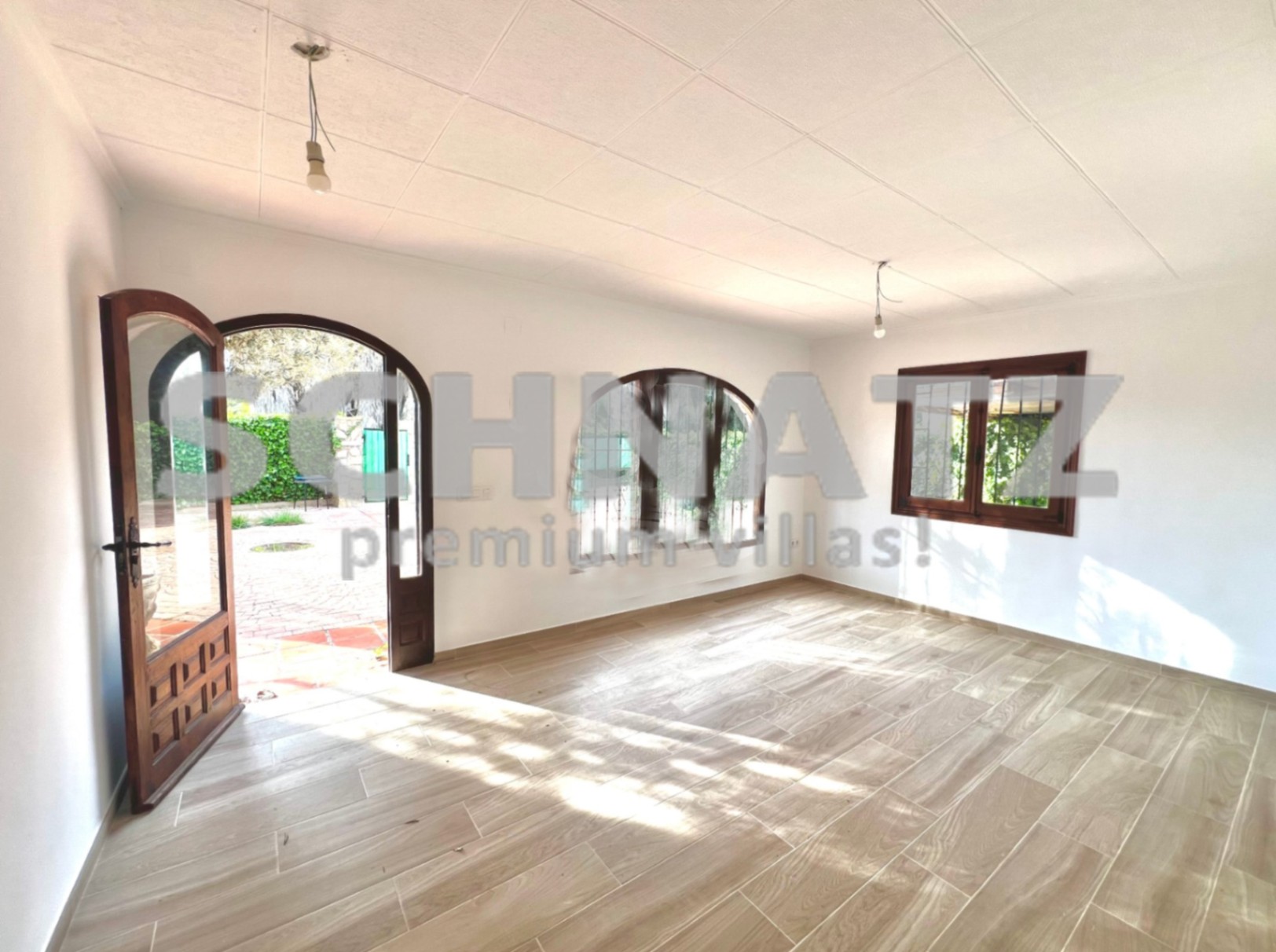 Villa rústica reformada en venta cerca de la playa del Arenal, en Jávea
