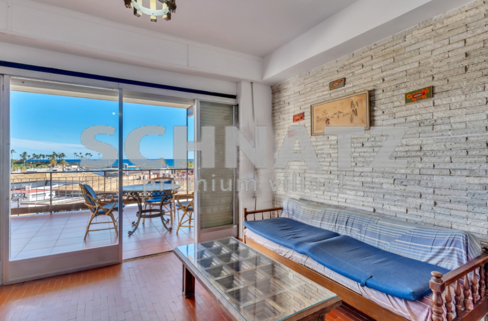 Apartamento en venta en primera linea de la playa del Arenal de Jávea