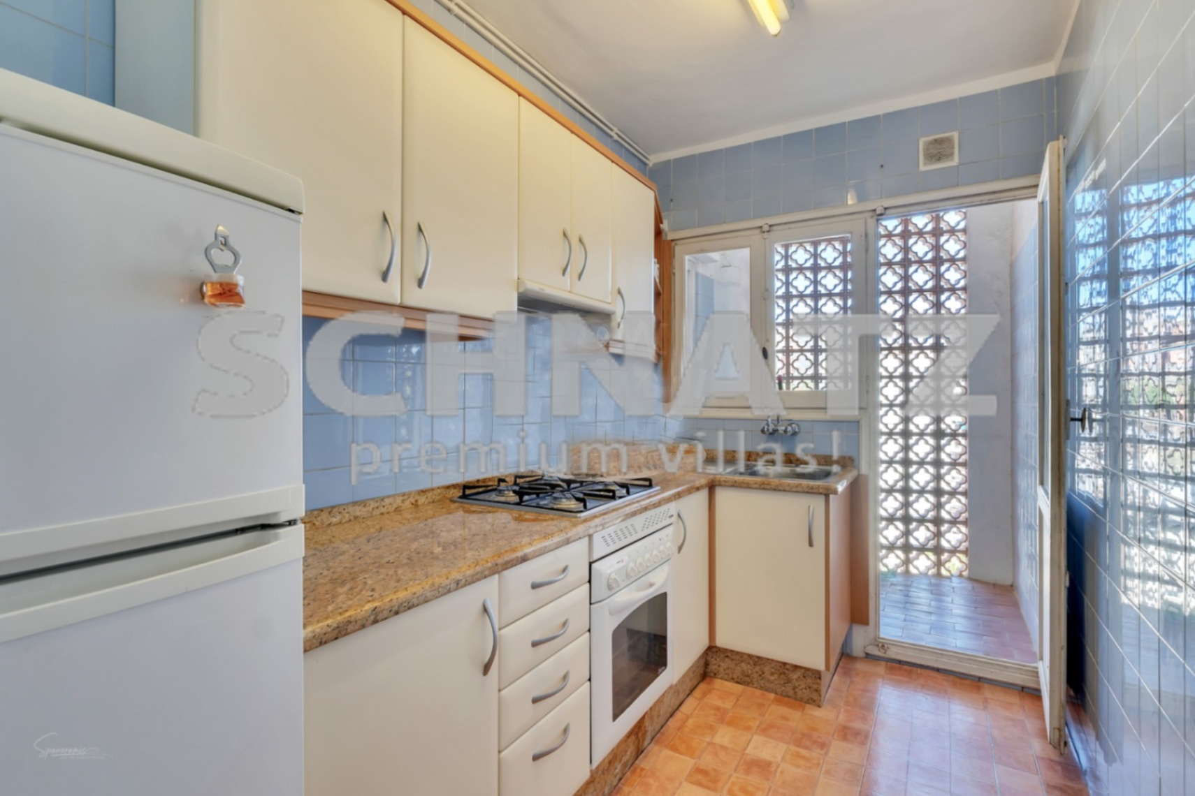 Apartamento en venta en primera linea de la playa del Arenal de Jávea