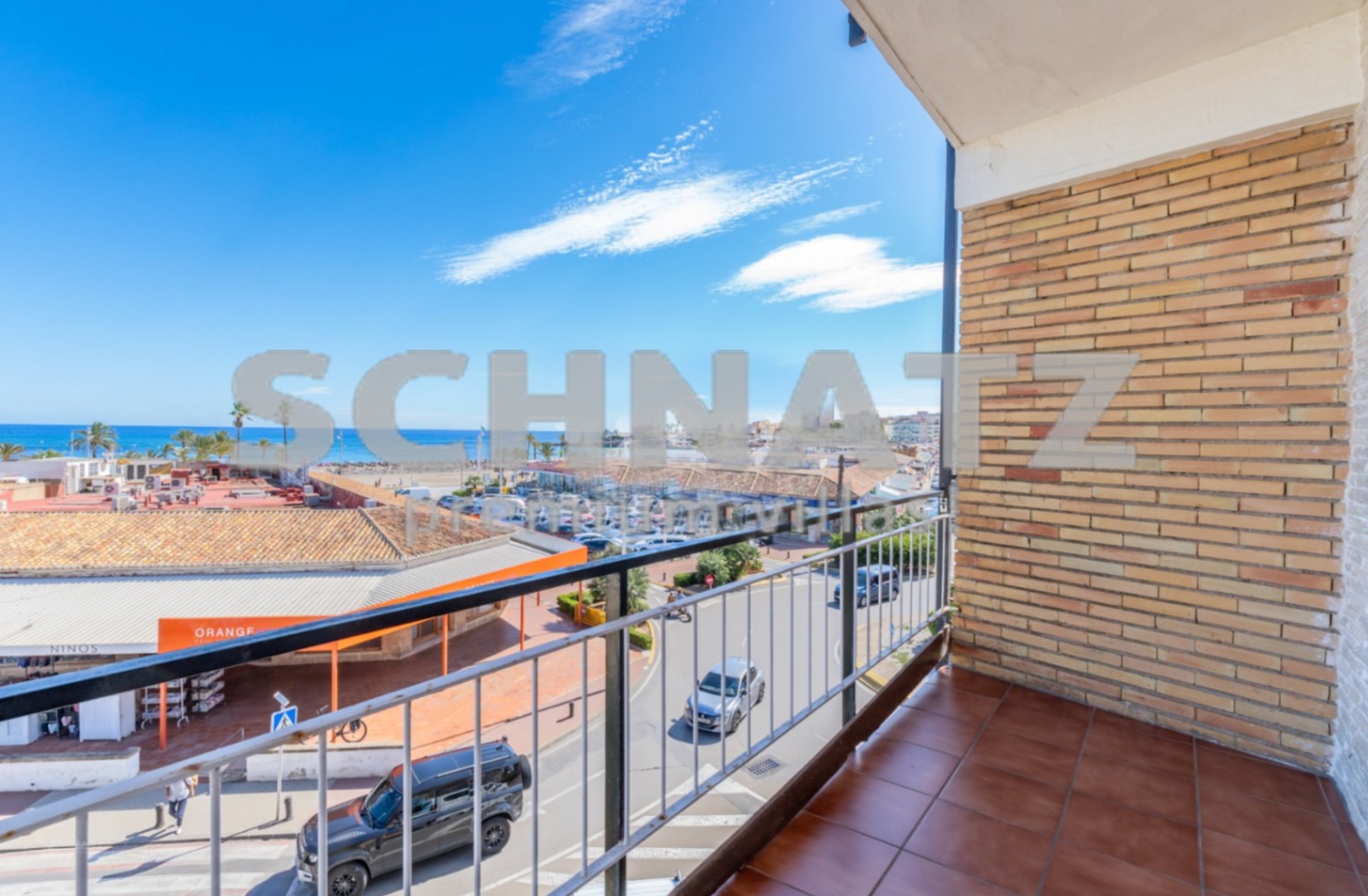Apartamento en venta en primera linea de la playa del Arenal de Jávea