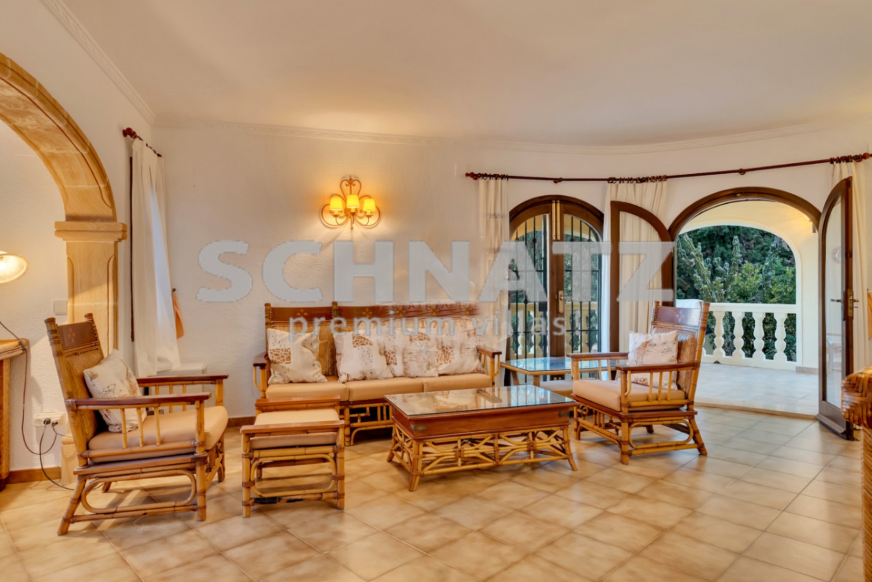Villa con impresionantes vistas al mar en venta en Jávea