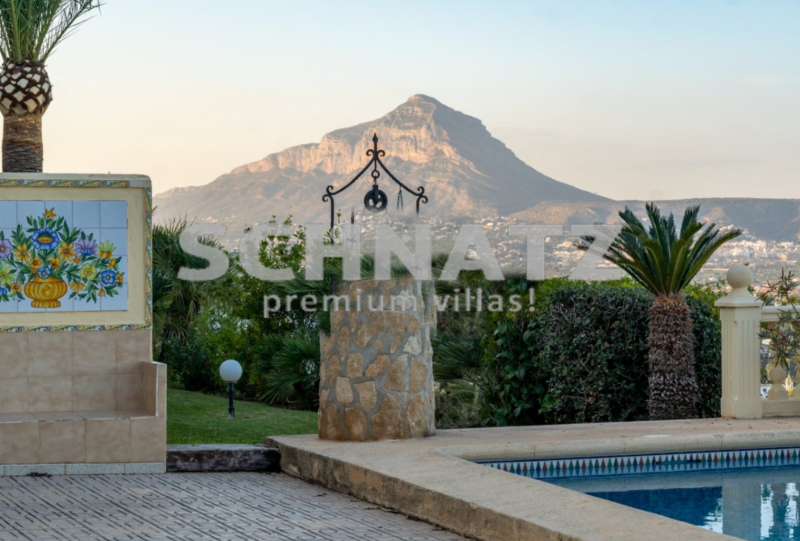Villa con impresionantes vistas al mar en venta en Jávea