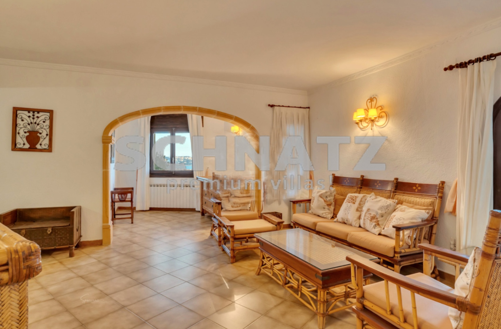 Villa con impresionantes vistas al mar en venta en Jávea