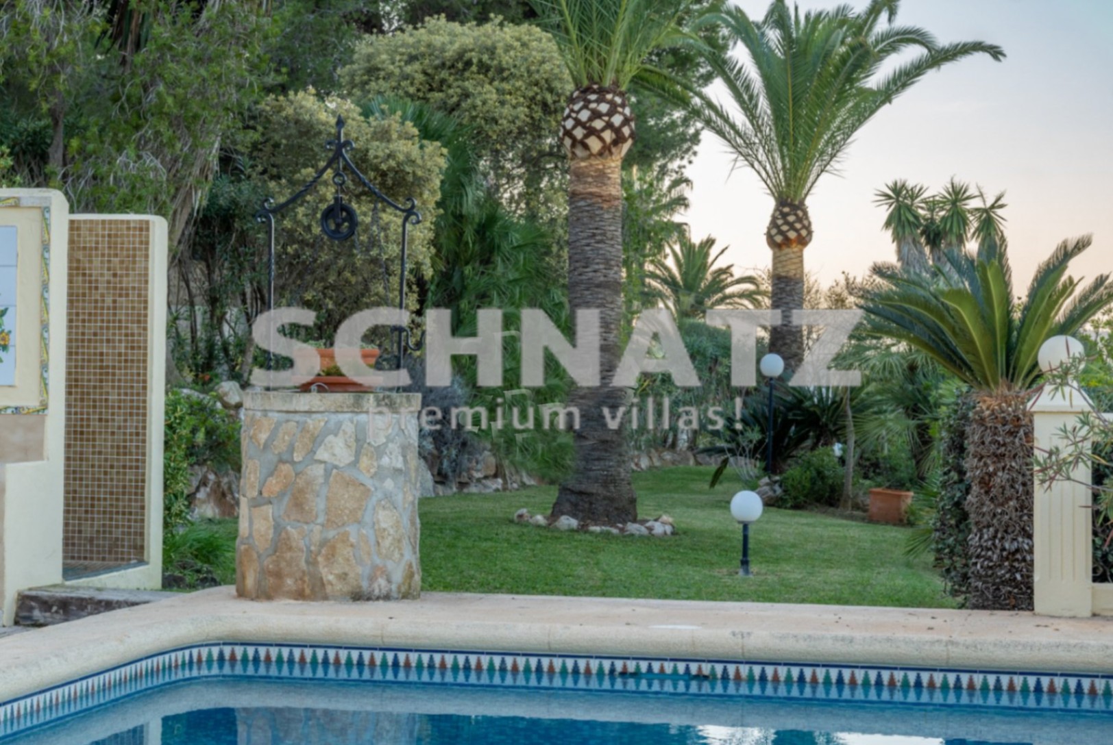 Villa con impresionantes vistas al mar en venta en Jávea