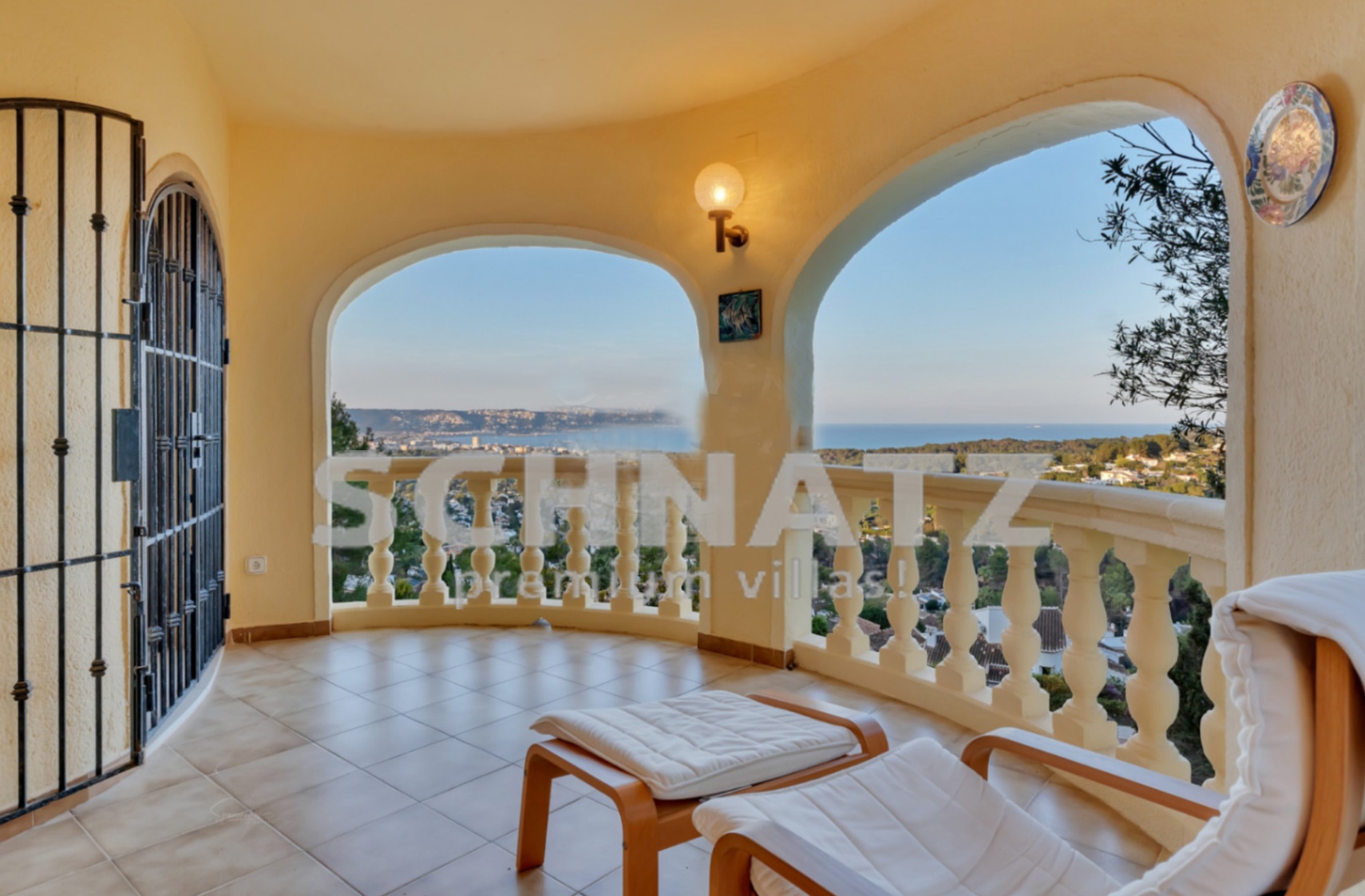 Villa con impresionantes vistas al mar en venta en Jávea