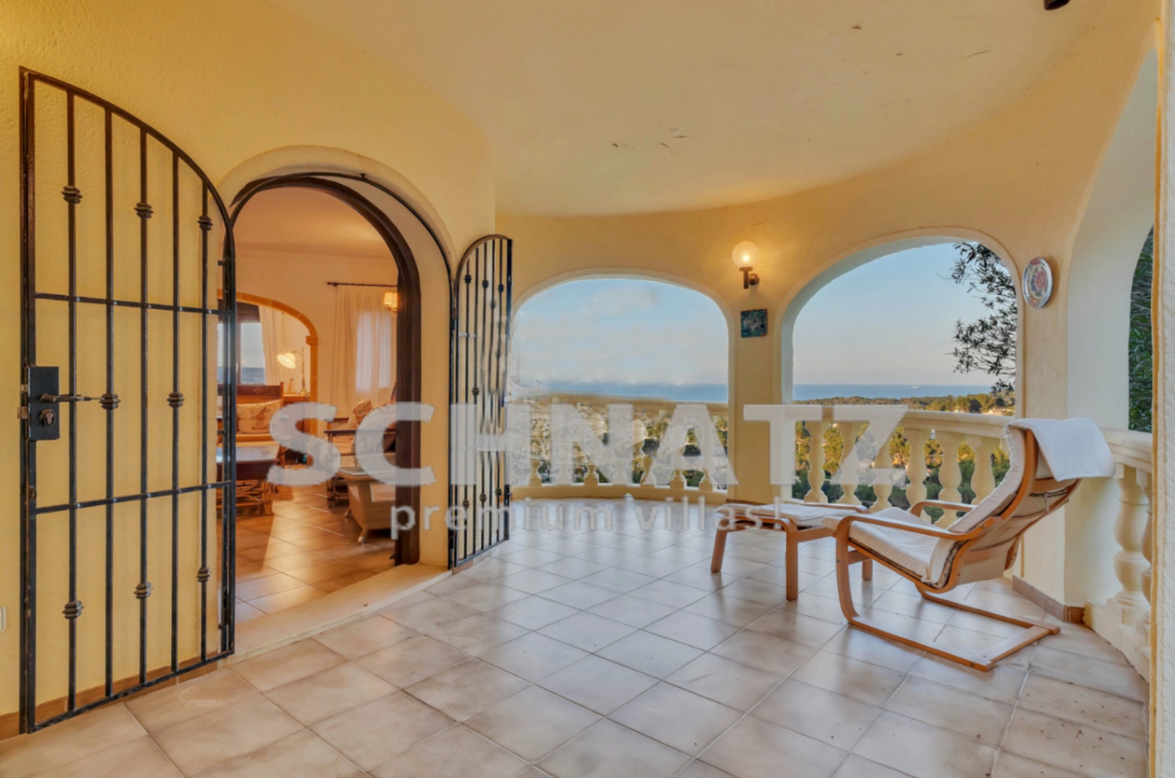 Villa con impresionantes vistas al mar en venta en Jávea