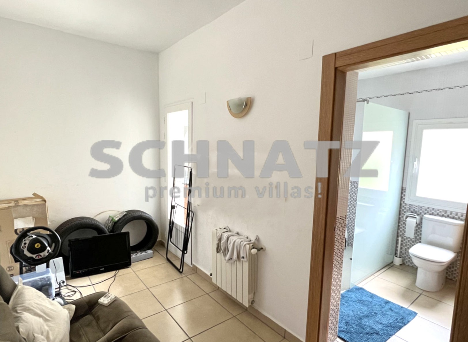 Villa con vistas al mar y cerca de la playa en venta en Jávea