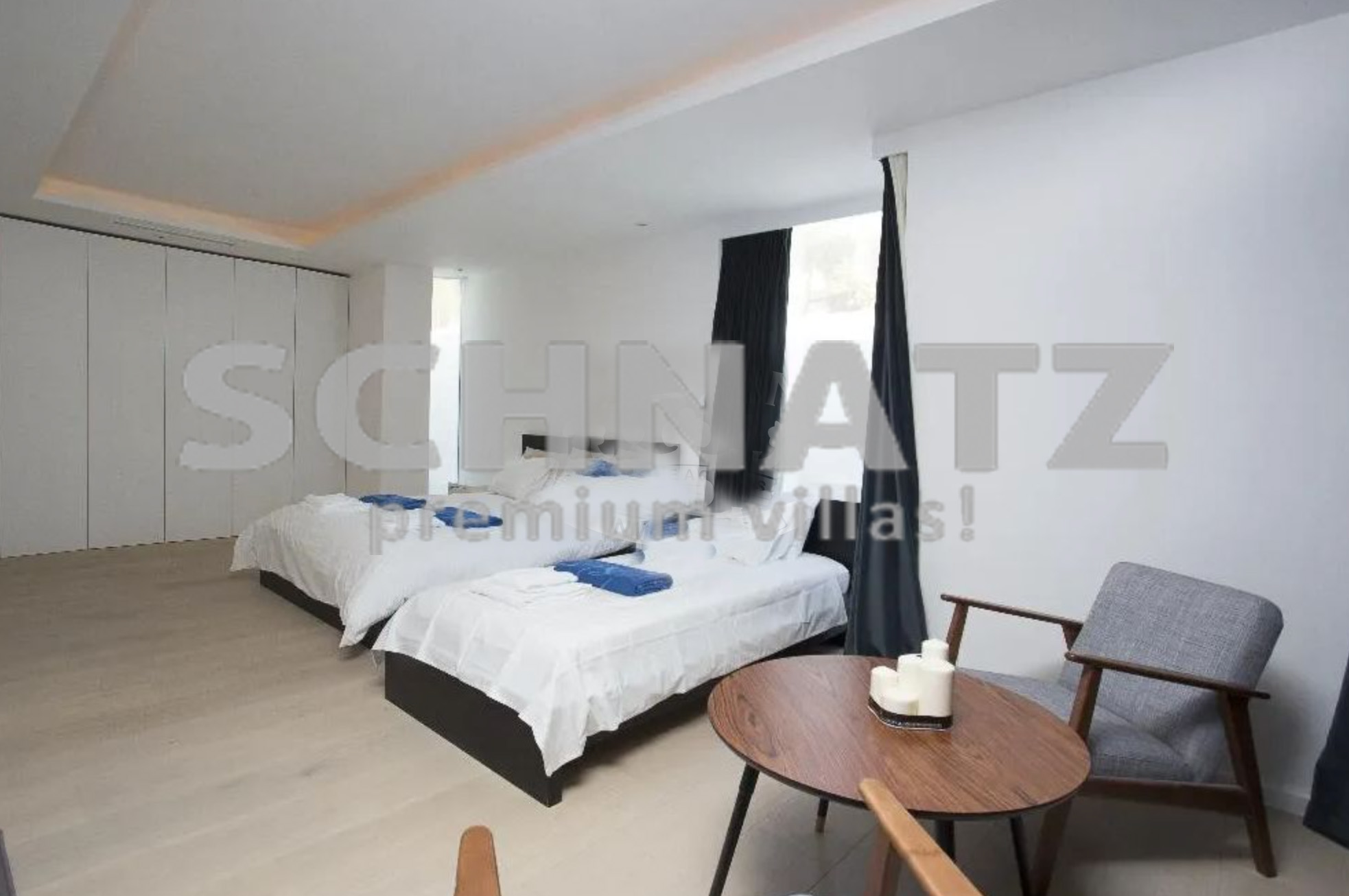 Lujosa villa en primera línea con impresionantes vistas al mar, en venta en Jávea