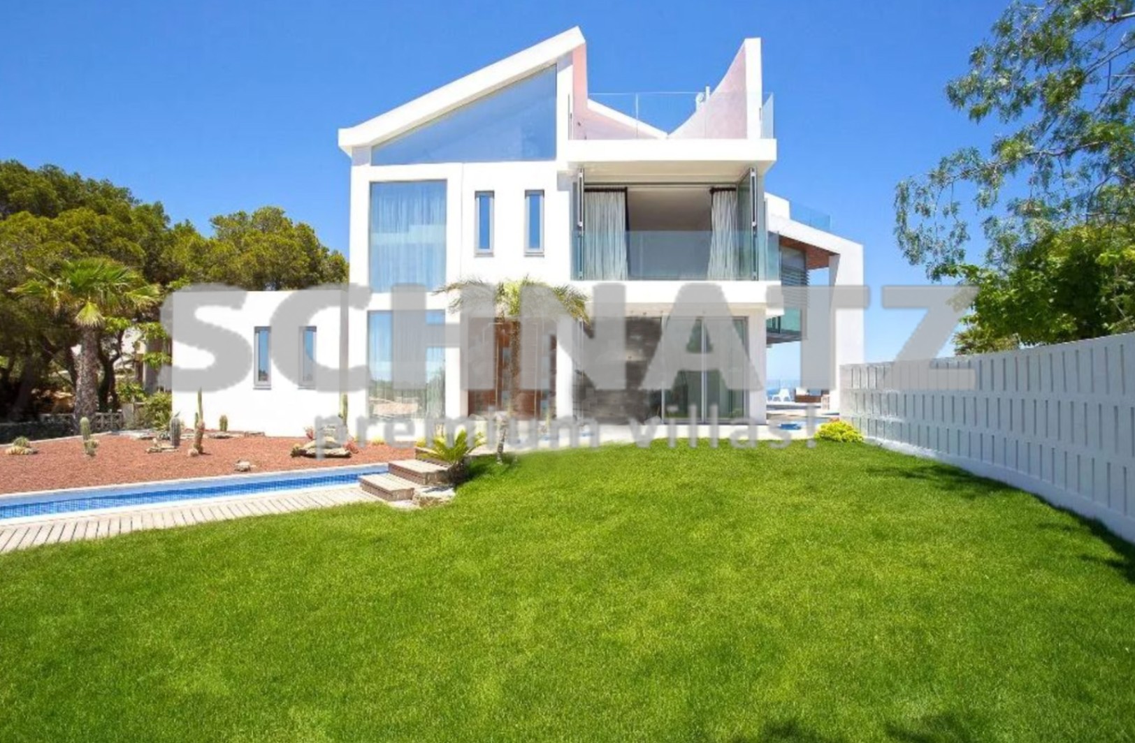 Lujosa villa en primera línea con impresionantes vistas al mar, en venta en Jávea