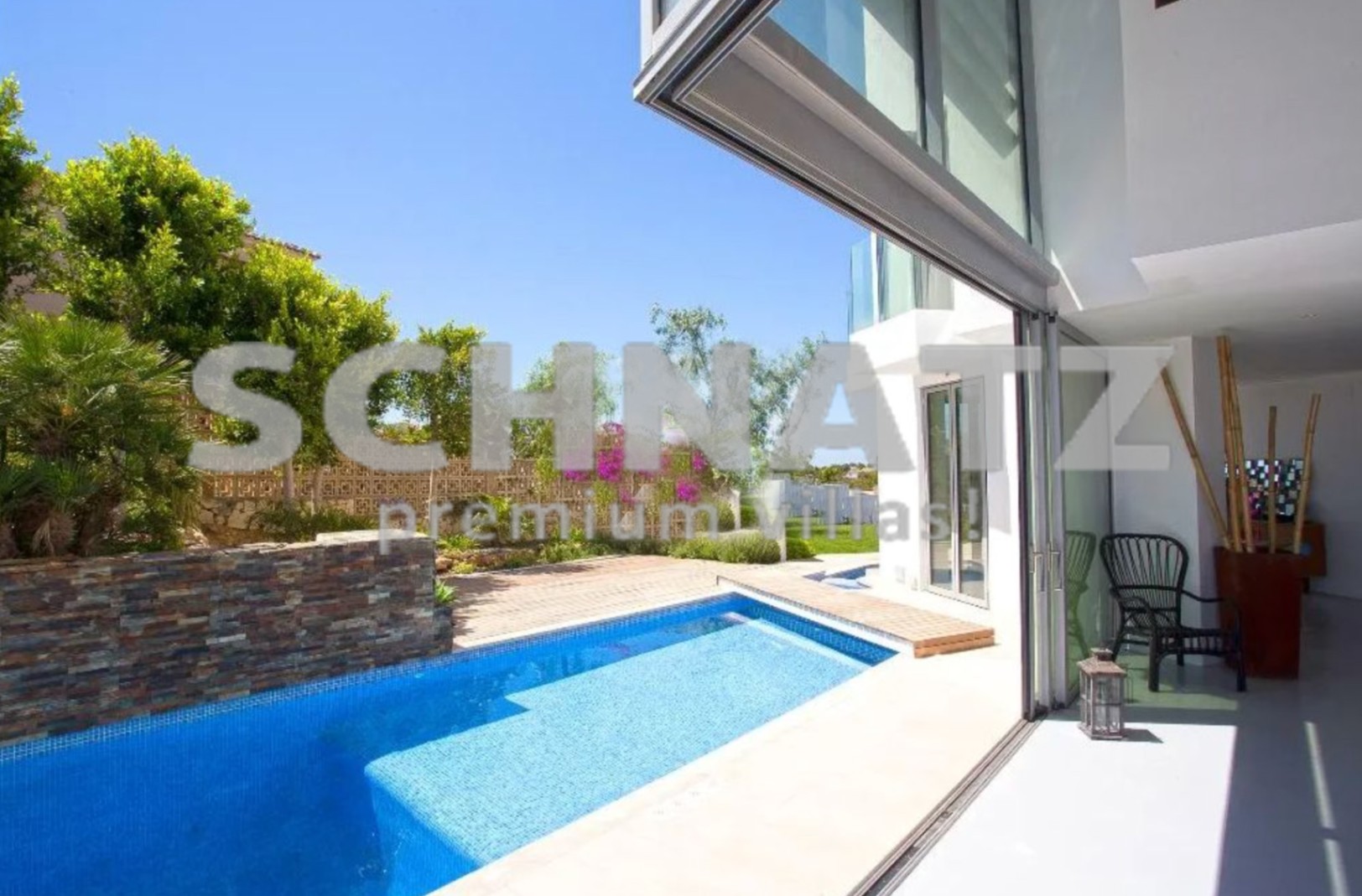 Lujosa villa en primera línea con impresionantes vistas al mar, en venta en Jávea