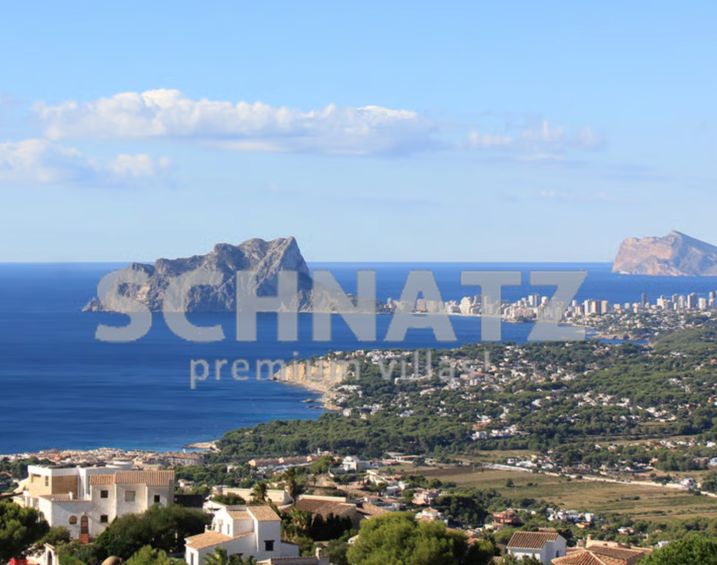 Villa de lujo de nueva construcción con vistas panorámicas al mar, en venta en Cumbre del Sol