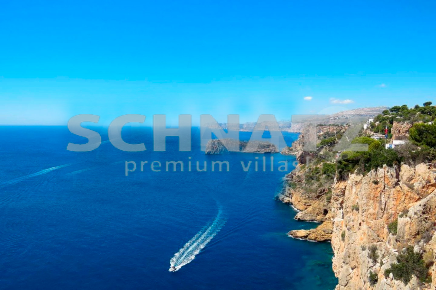 Villa de obra nueva con vistas panorámicas al mar en venta en Jávea