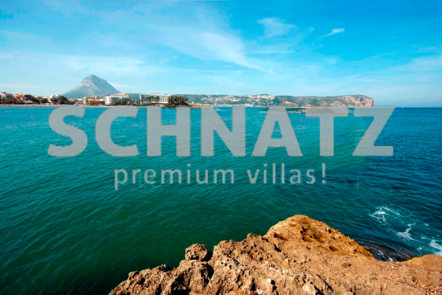 Villa de obra nueva con vistas panorámicas al mar en venta en Jávea