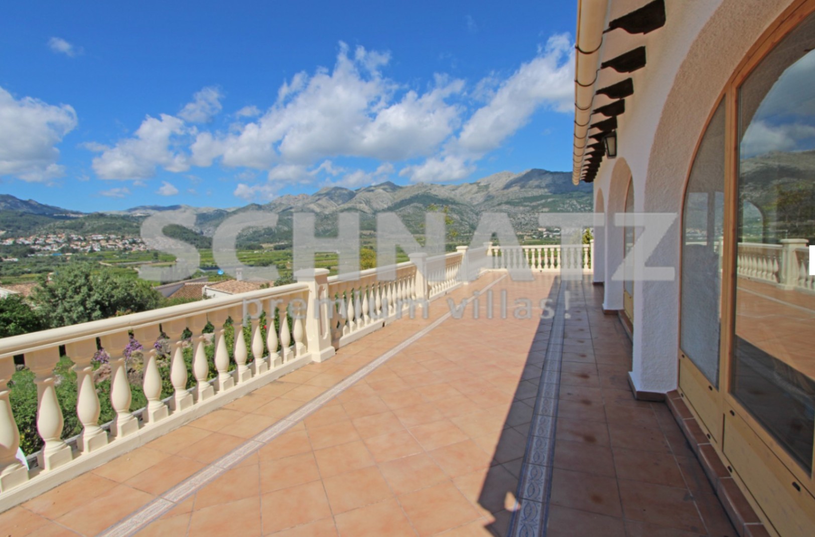Villa en venta en Orba