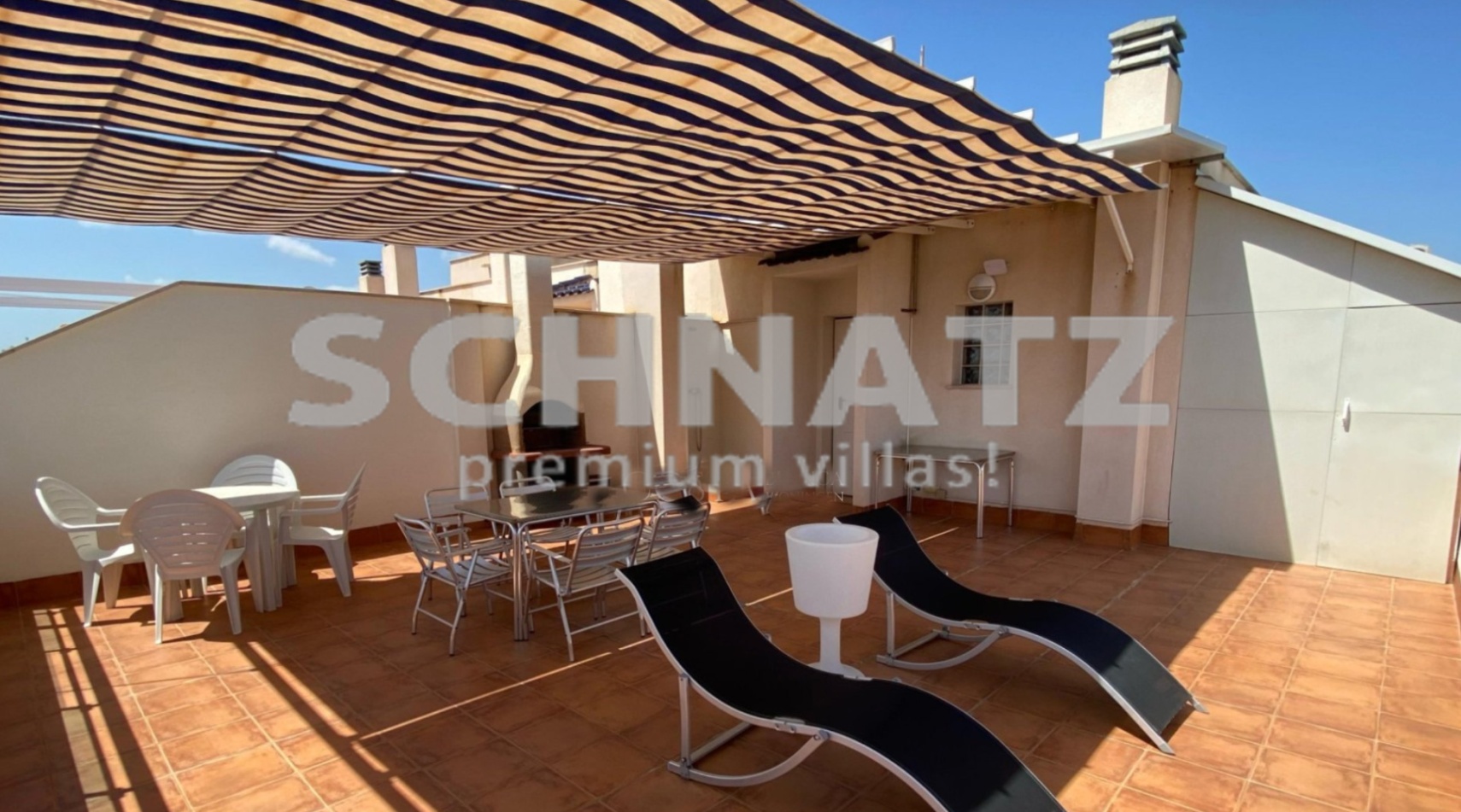 Ático con vistas al mar en venta en Mil Palmeras