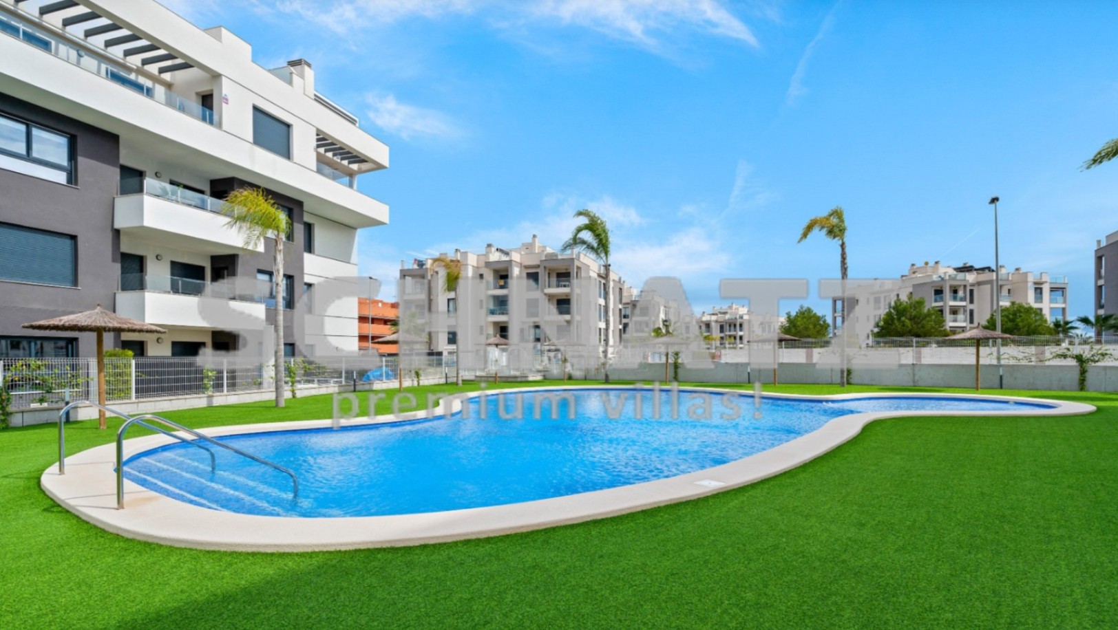 Precioso ático con vistas al mar en venta en Villamartín, Orihuela Costa