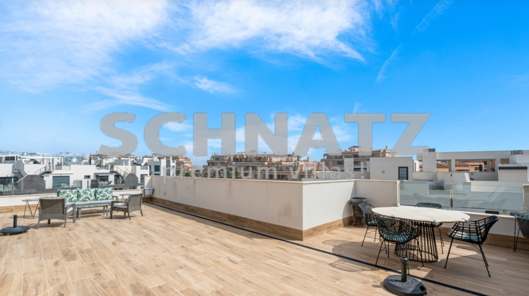 Precioso ático con vistas al mar en venta en Villamartín, Orihuela Costa
