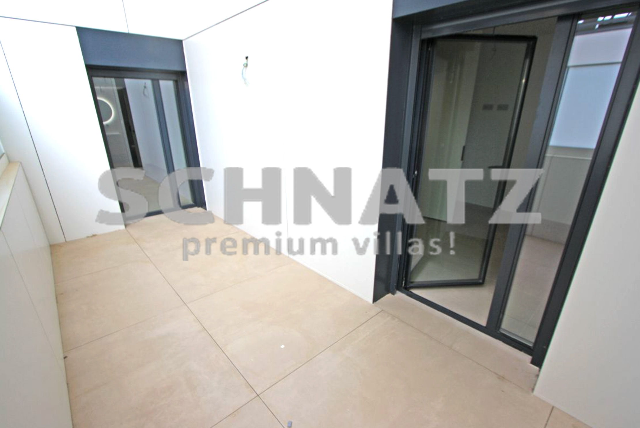 Apartamento de obra nueva en venta en Las Marinas, Dénia