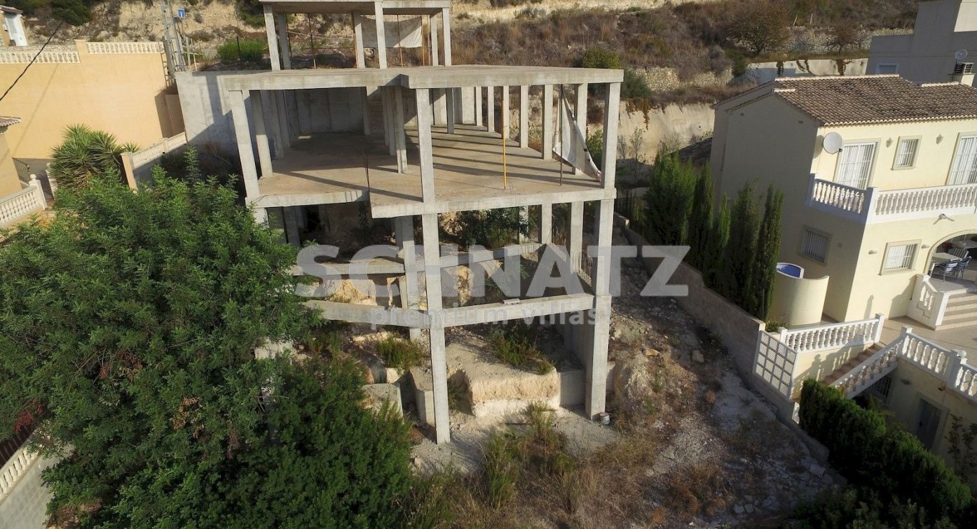 Projekt einer Luxus-Villa mit Panoramablick auf das Meer