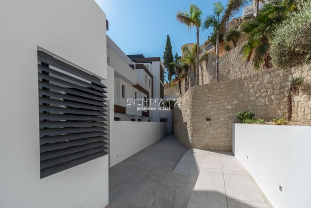 Moderna planta baja en Benidorm