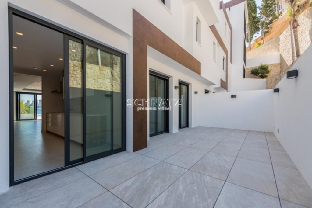 Moderna planta baja en Benidorm