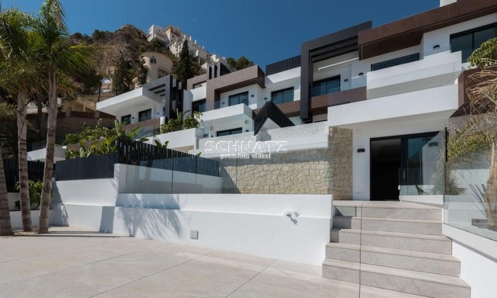 Moderna planta baja en Benidorm