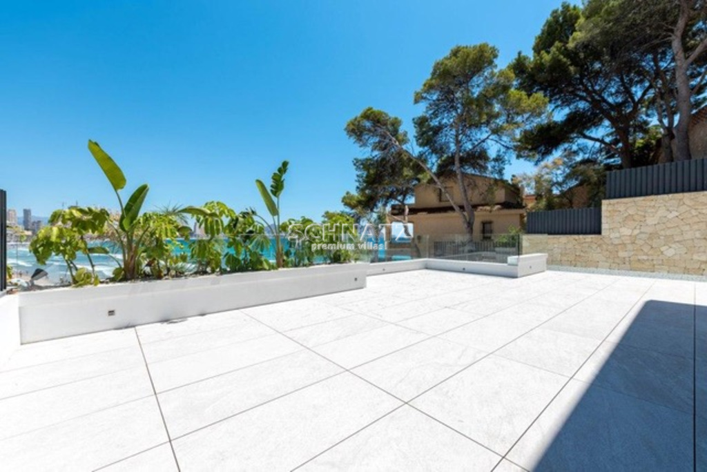 Moderna planta baja en Benidorm